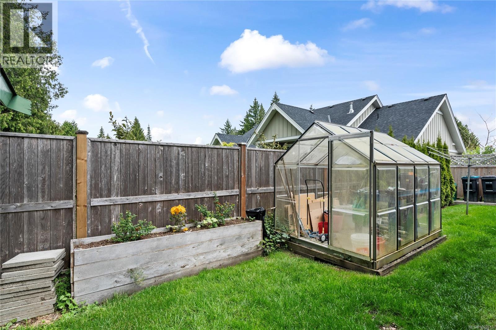 559 Juniper Dr, Qualicum Beach