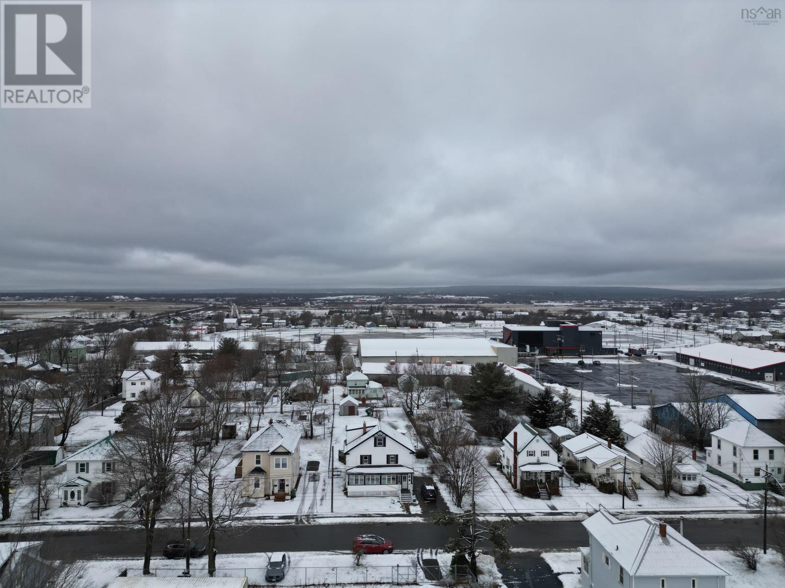 Property photo of 33 RYLAND Avenue