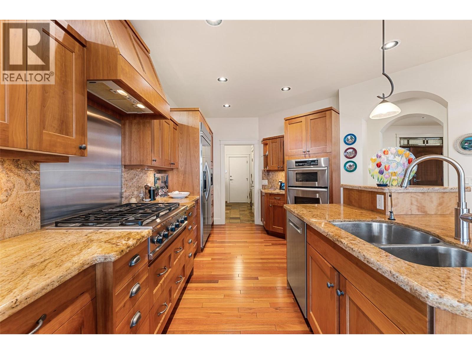  3373 Ridge Boulevard, West Kelowna