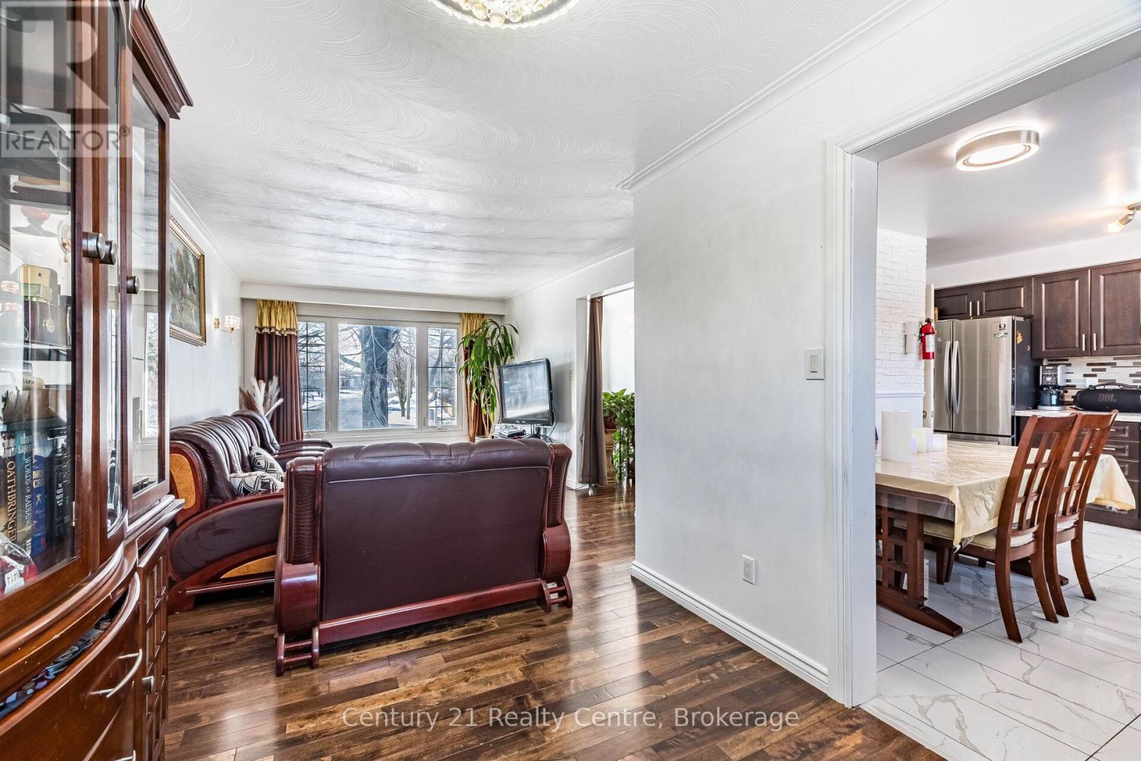 3800 WYEWOOD ROAD - 28