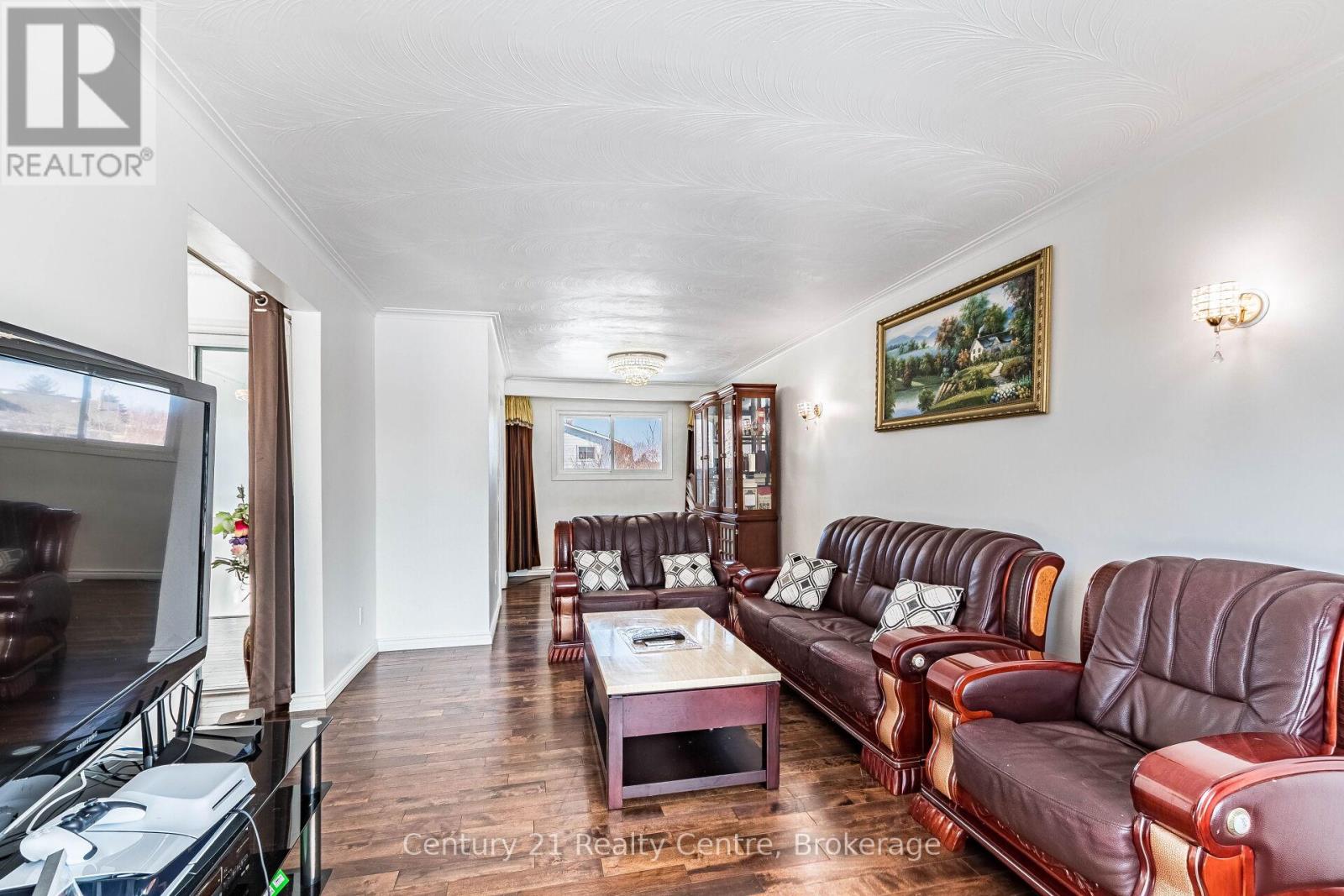 3800 WYEWOOD ROAD - 31