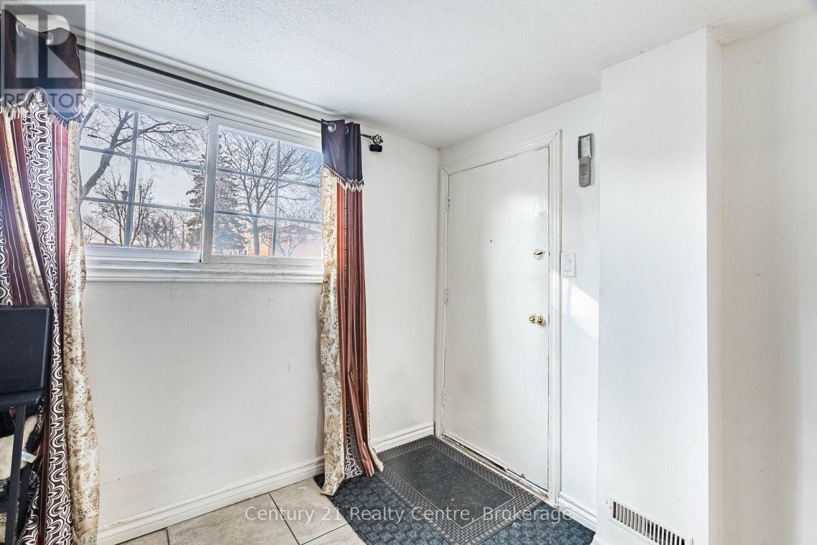 3800 WYEWOOD ROAD - 36