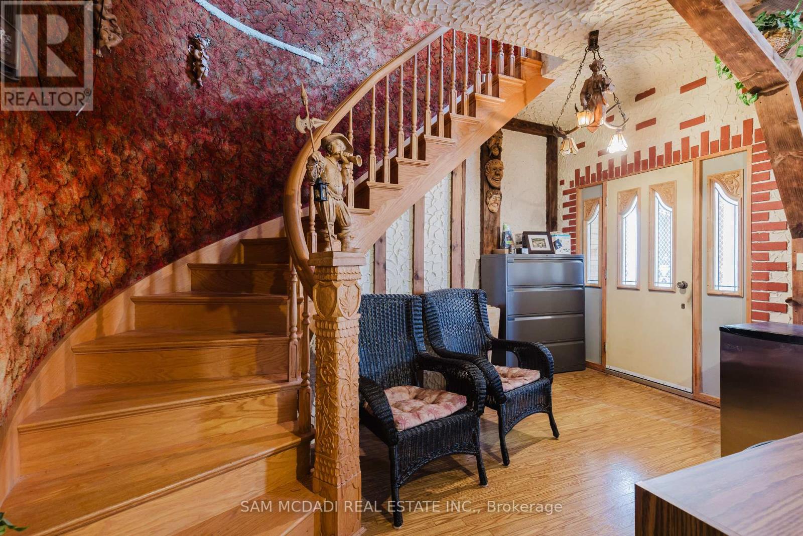 6 DRAYTON STREET - 8
