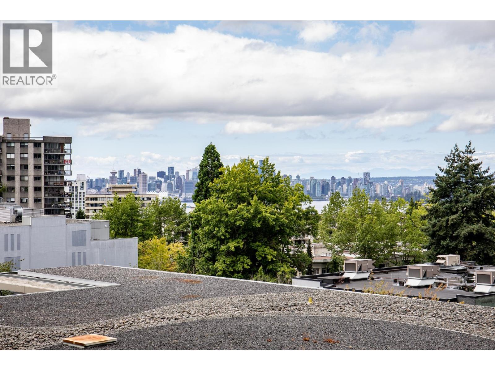 505 111 E 13TH STREET, North Vancouver