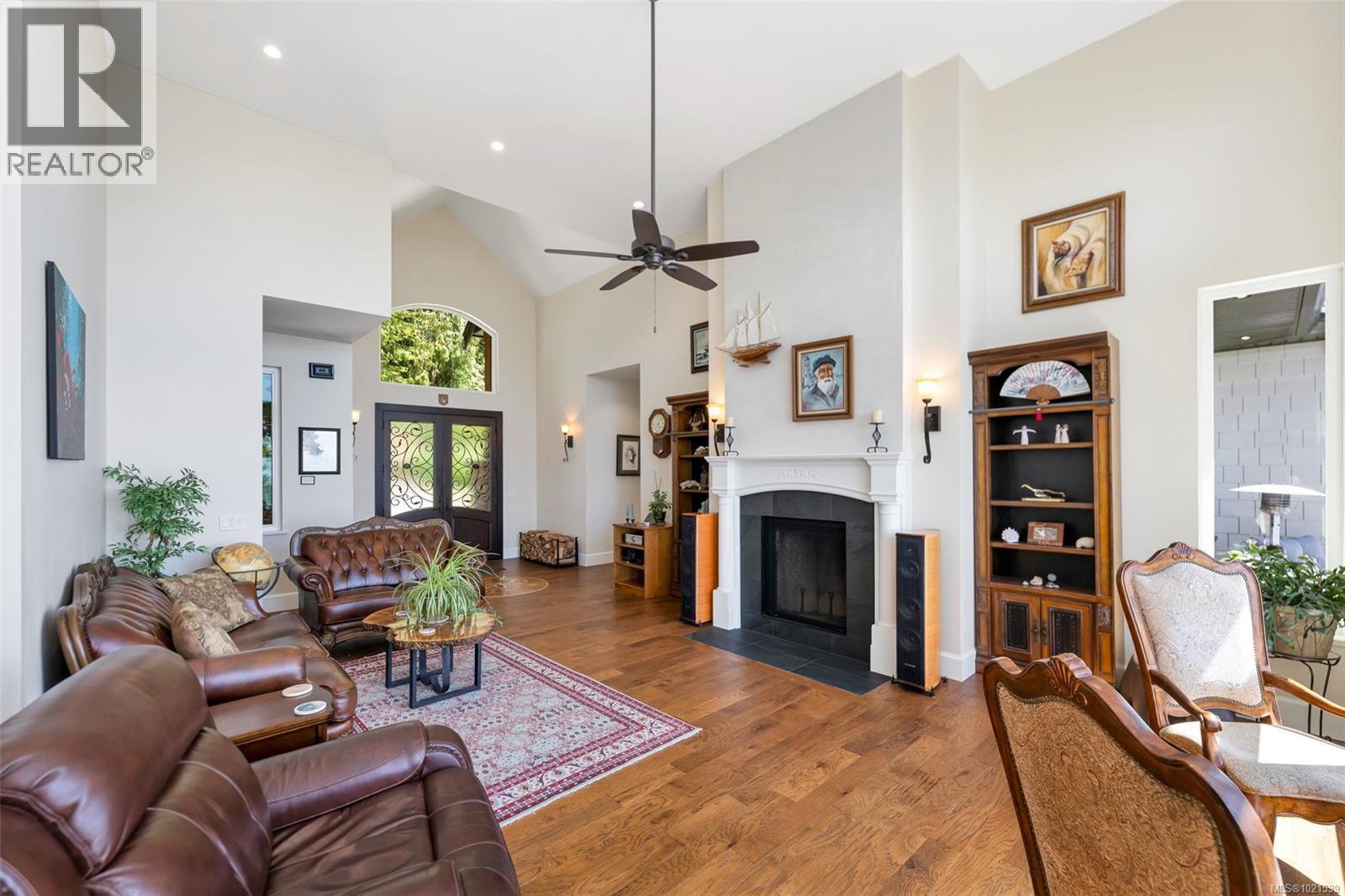 2476 Lighthouse Point Rd, Sooke