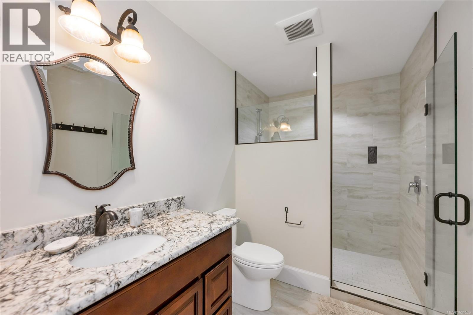 2476 Lighthouse Point Rd, Sooke