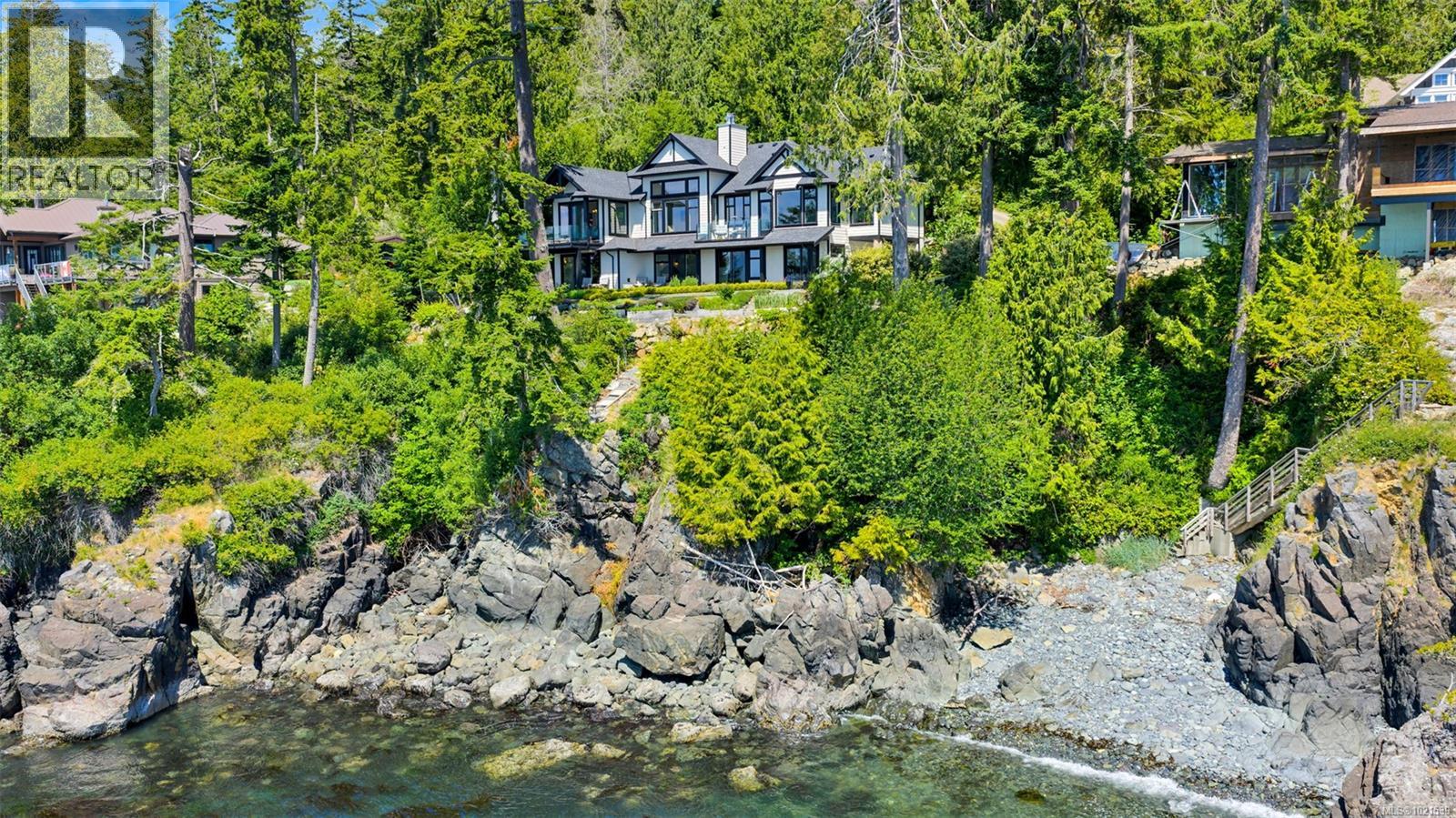 2476 Lighthouse Point Rd, Sooke