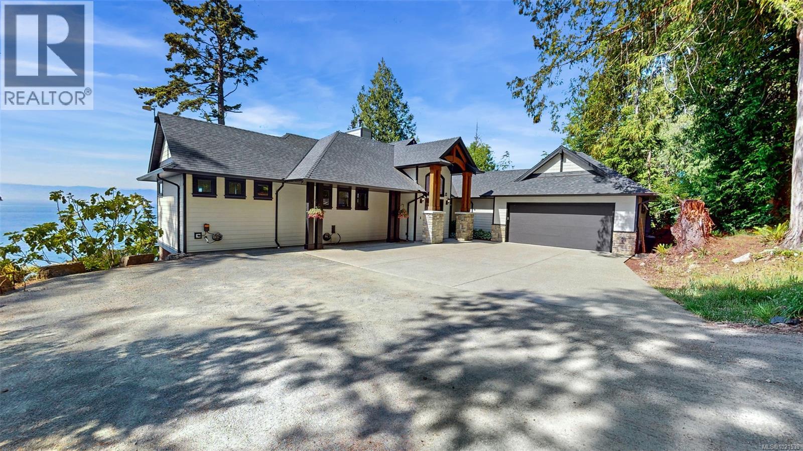 2476 Lighthouse Point Rd, Sooke