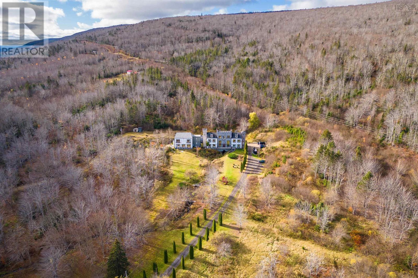 Property 9 of 30 of 11980 105 Highway