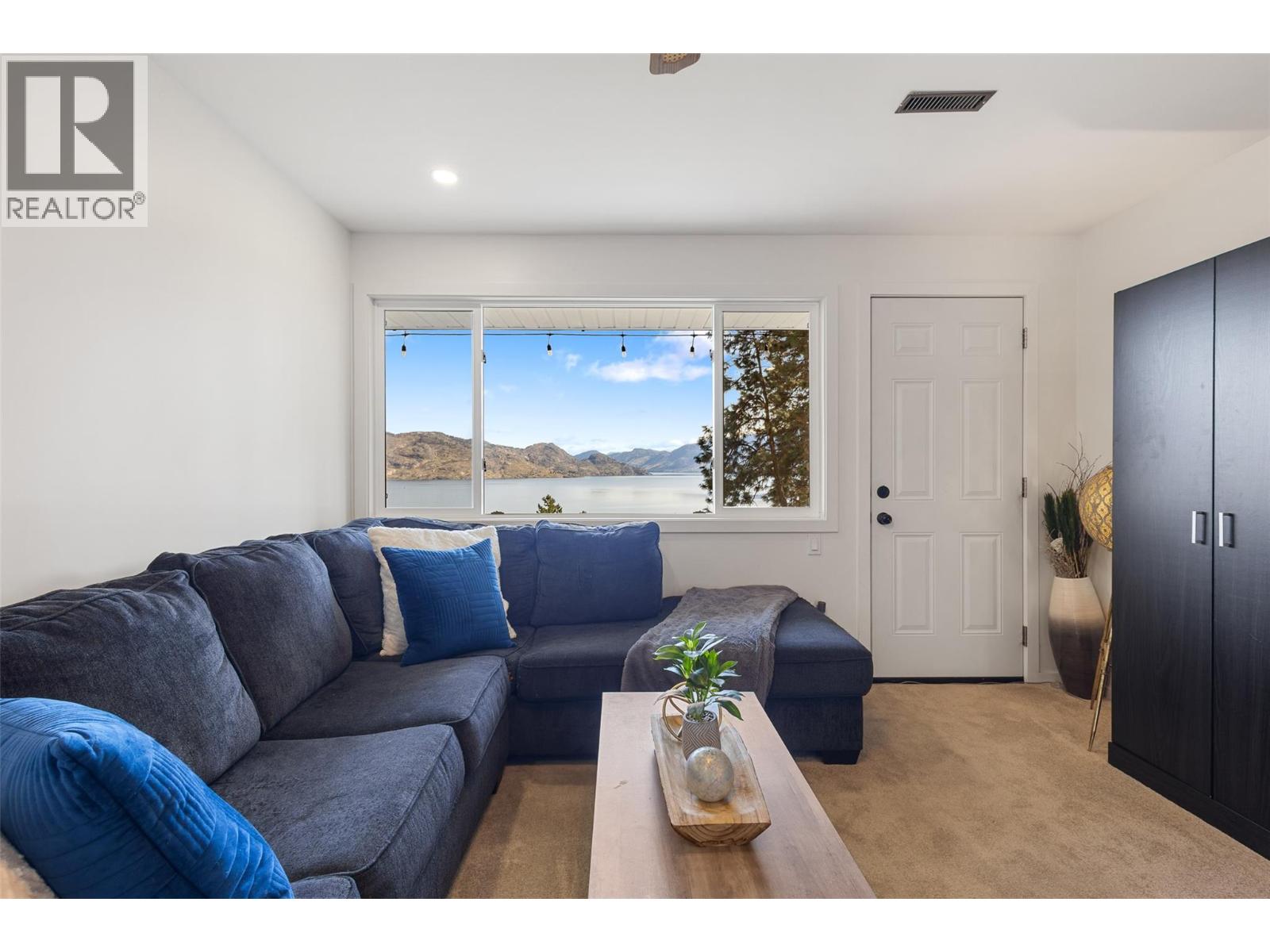  4239 4th Avenue, Peachland