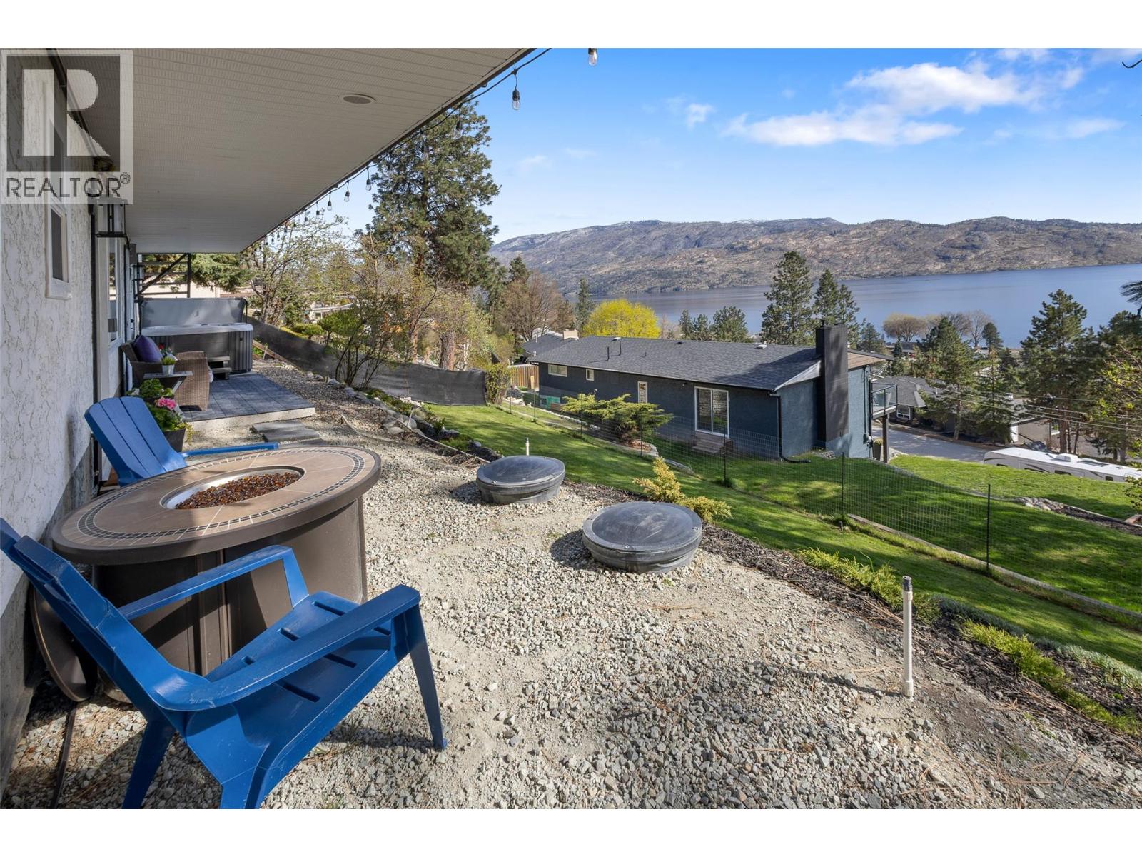  4239 4th Avenue, Peachland