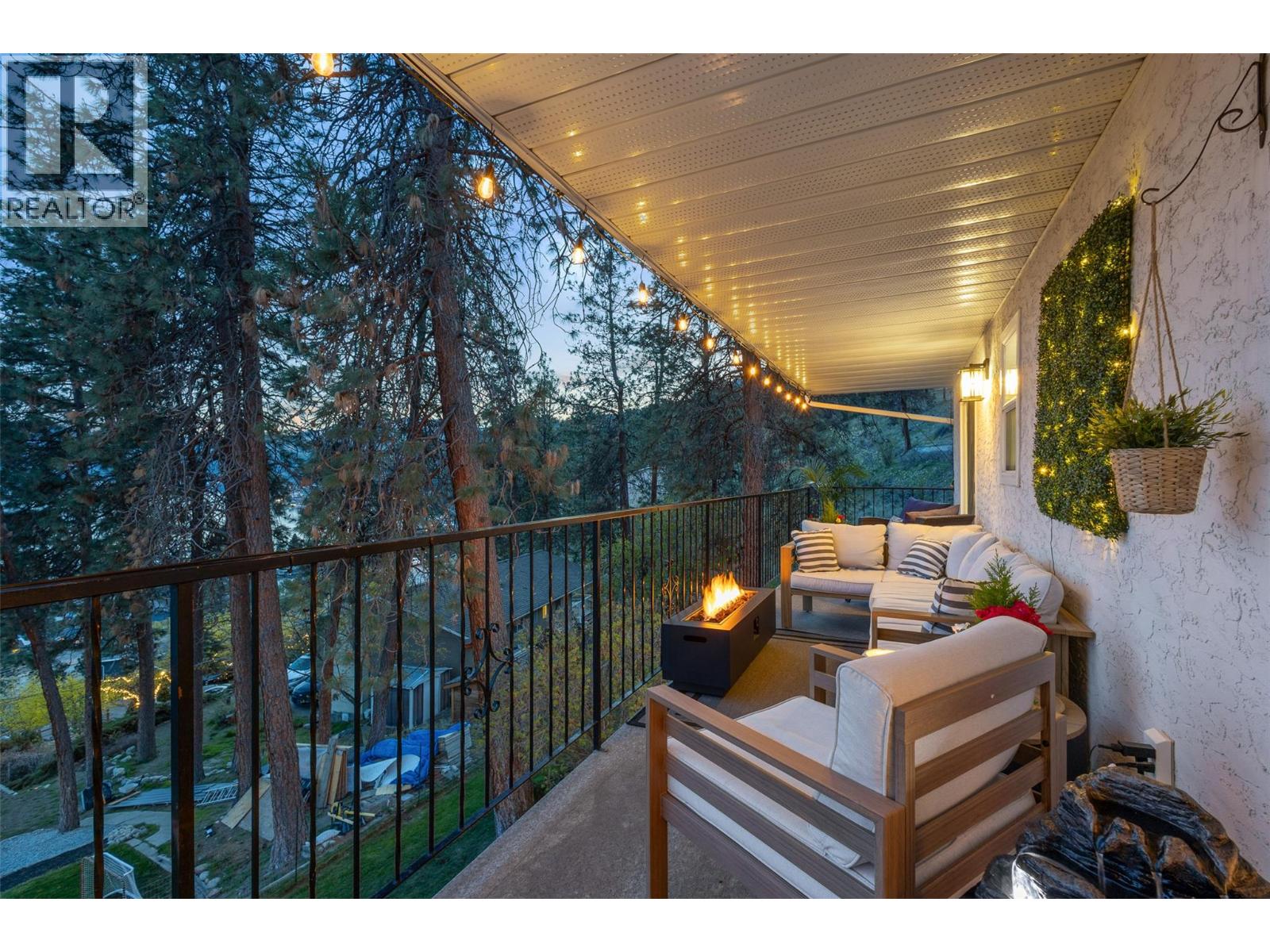  4239 4th Avenue, Peachland