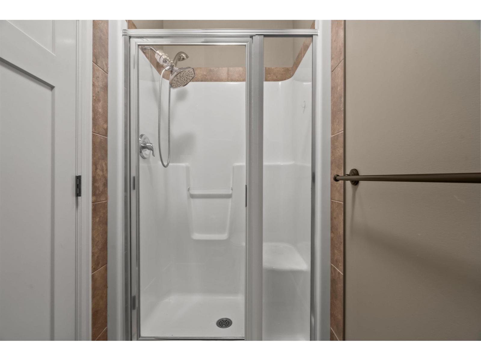 8512 BRADSHAW PLACE, Eastern Hillsides