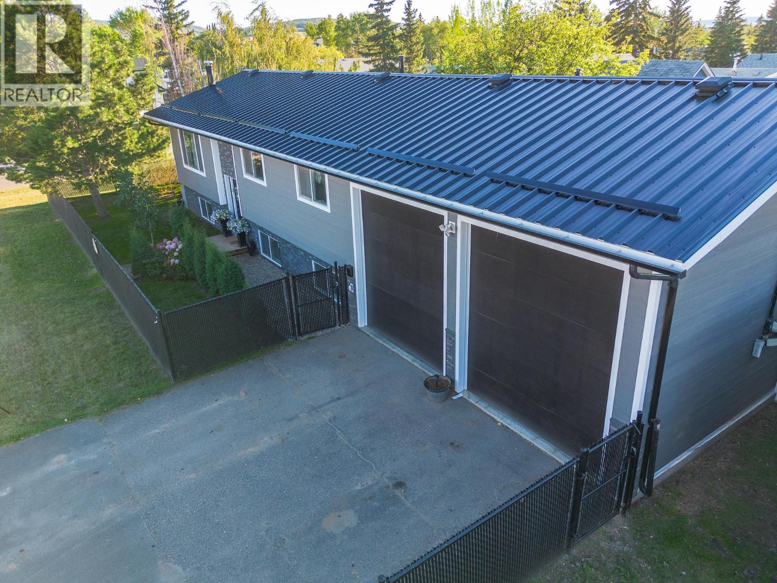 1500 105 Avenue, Dawson Creek