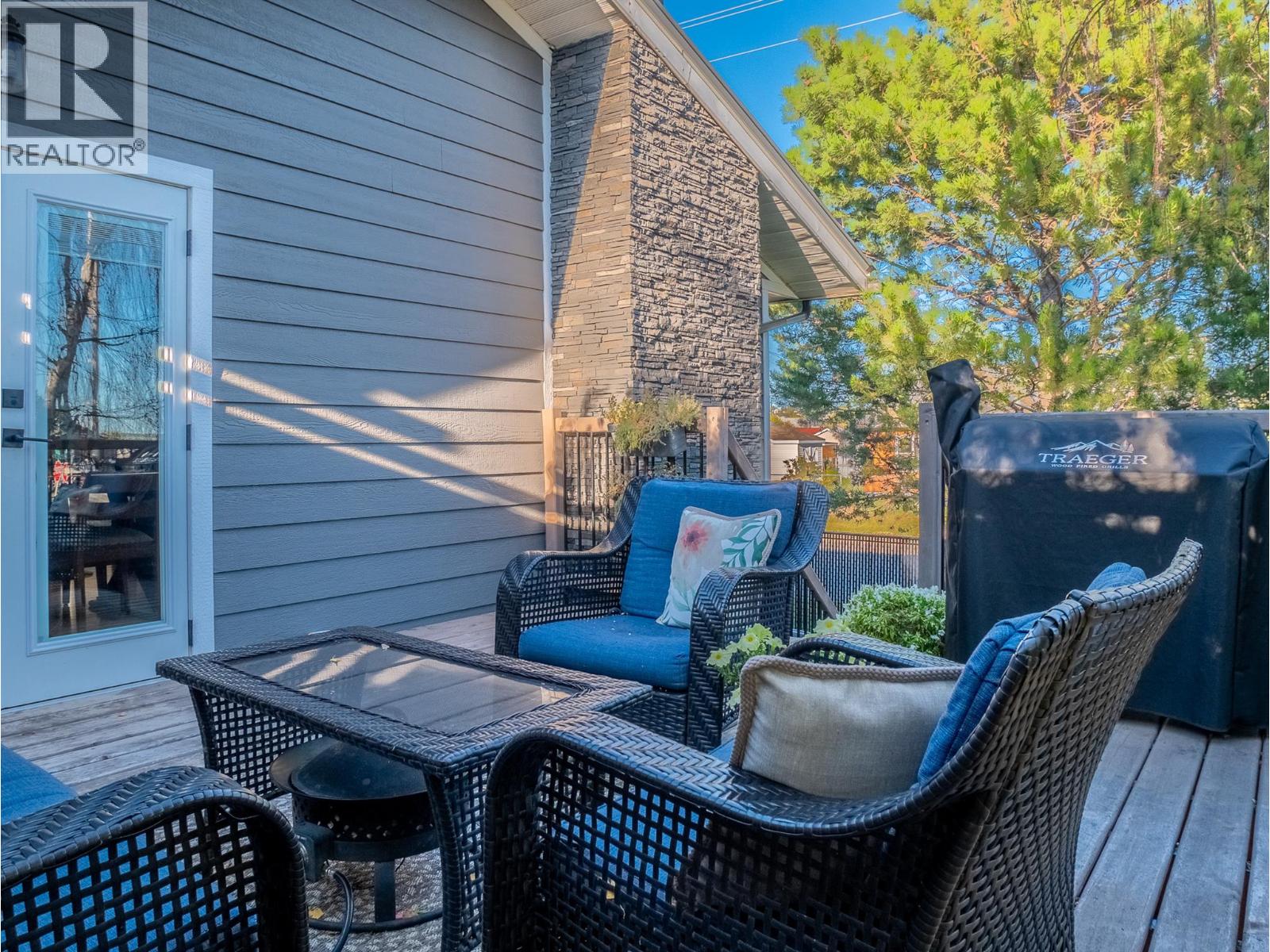 1500 105 Avenue, Dawson Creek