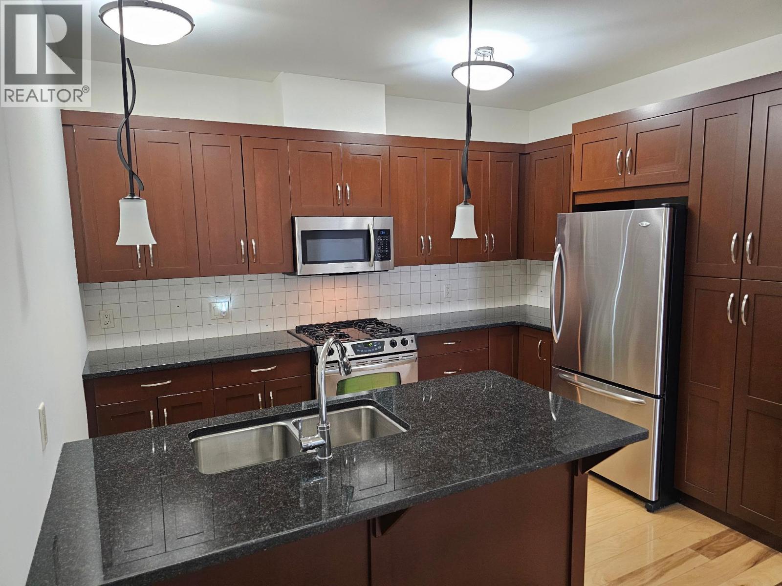 201 600 Sarsons Road, Kelowna