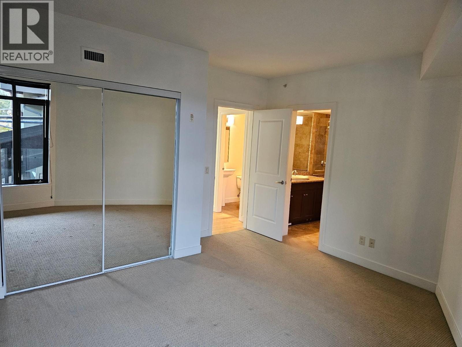 201 600 Sarsons Road, Kelowna