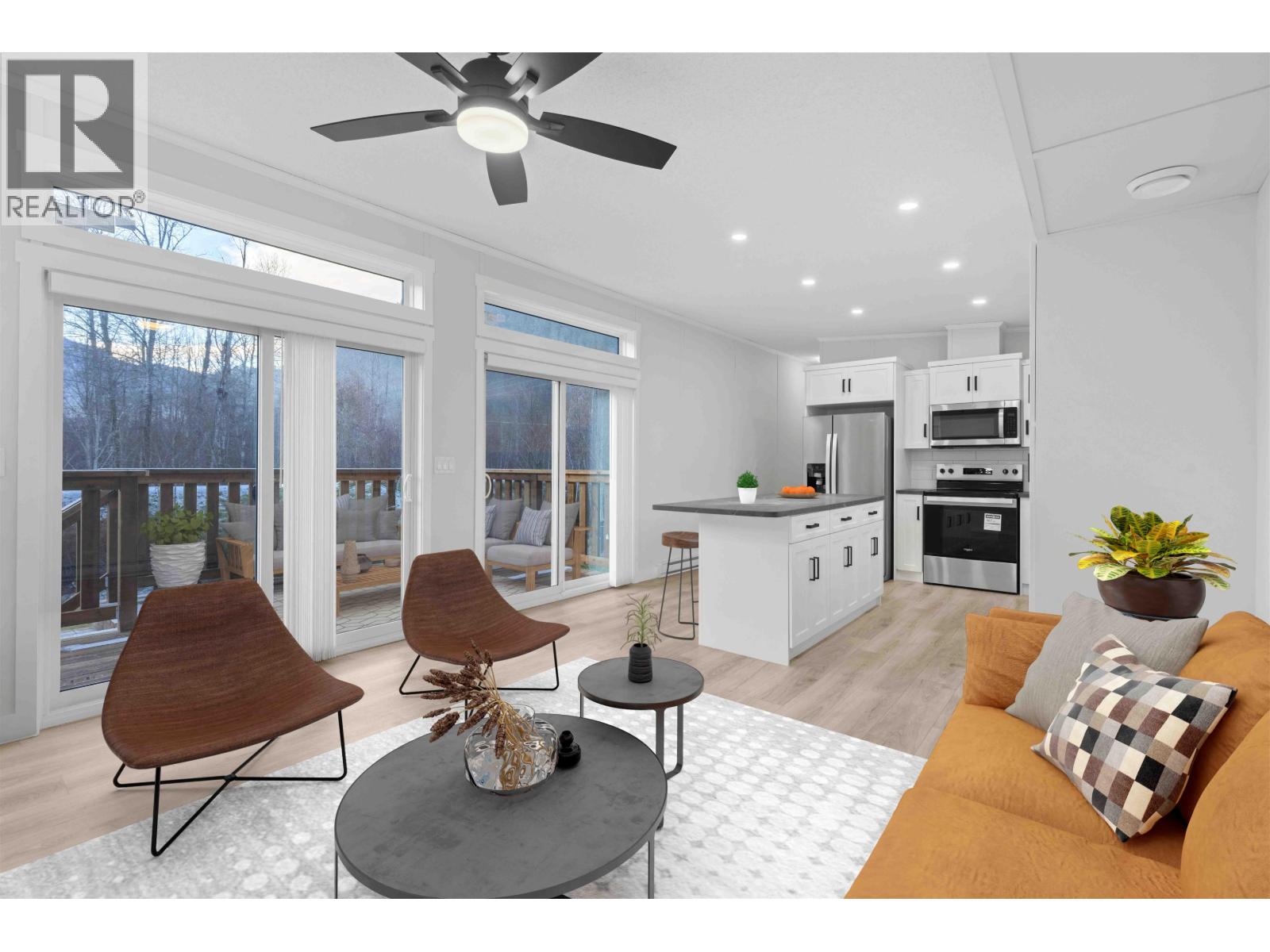 60 7370 HIGHWAY 99, Pemberton