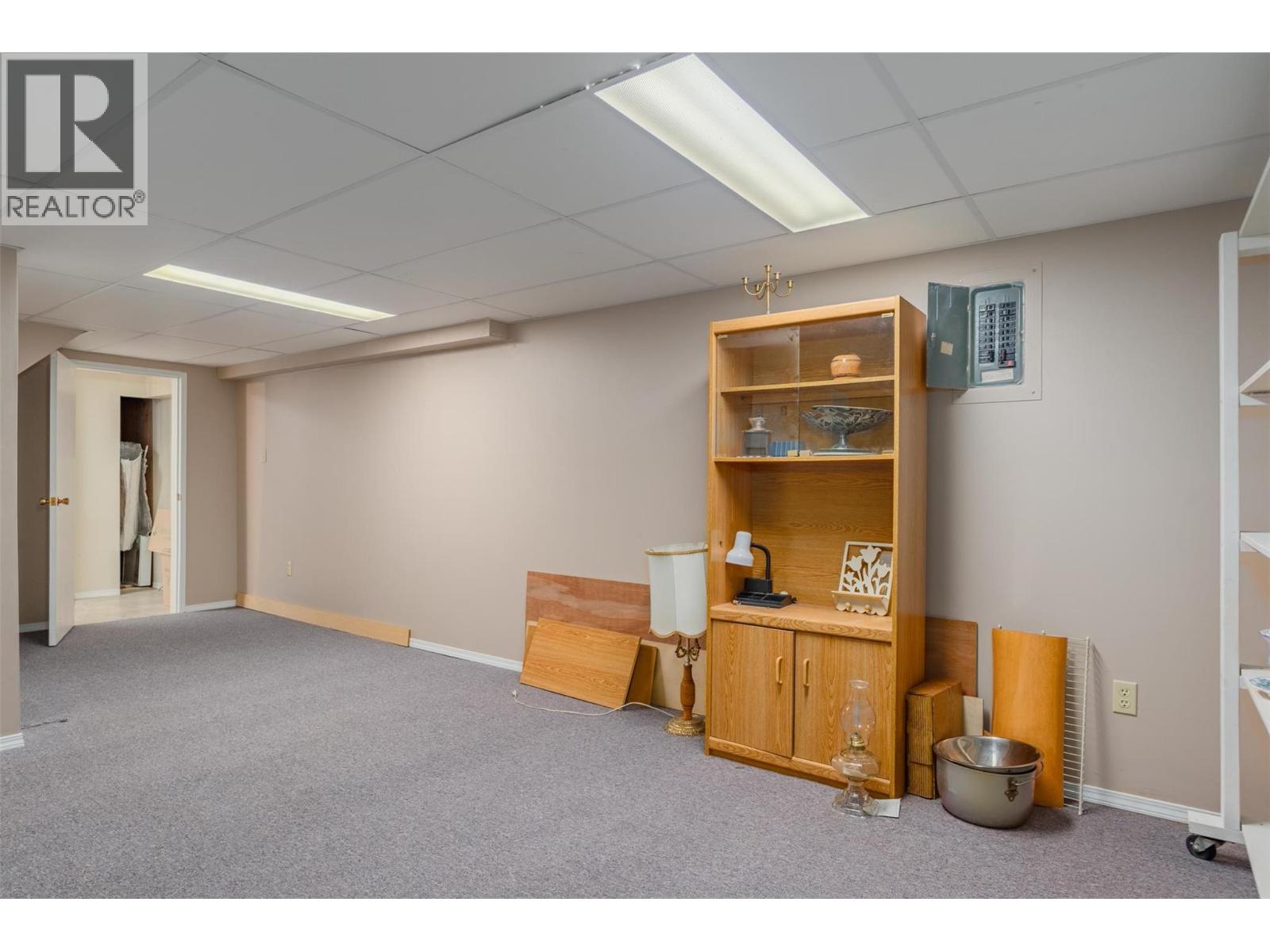 3404 4th Avenue, Castlegar