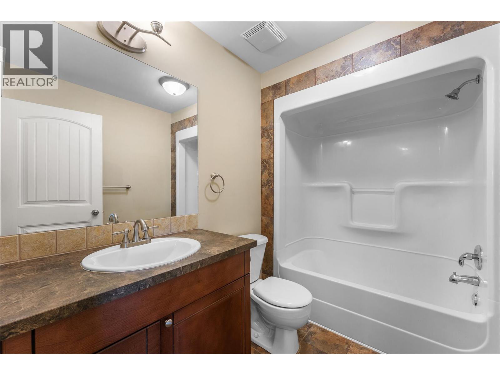  2828 Bentley Road, West Kelowna