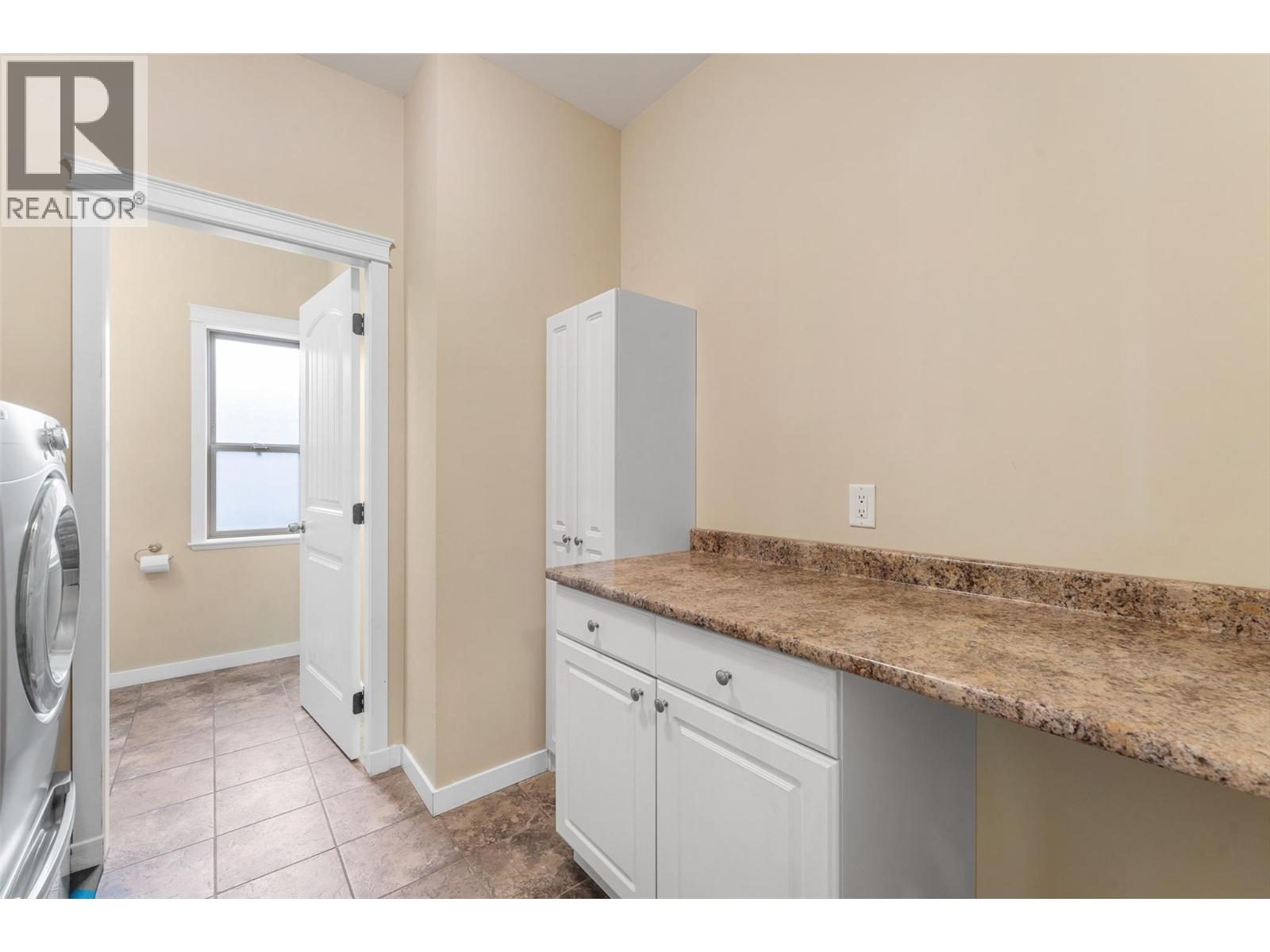  2828 Bentley Road, West Kelowna