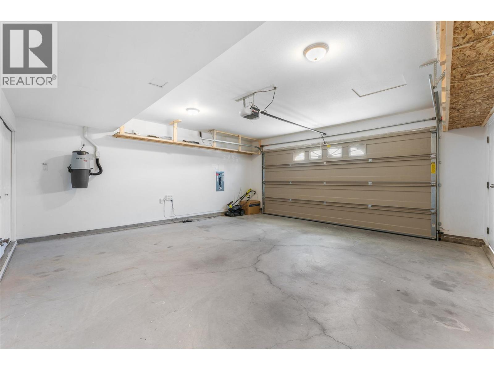  2828 Bentley Road, West Kelowna