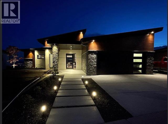 632 Hart Place, Vernon