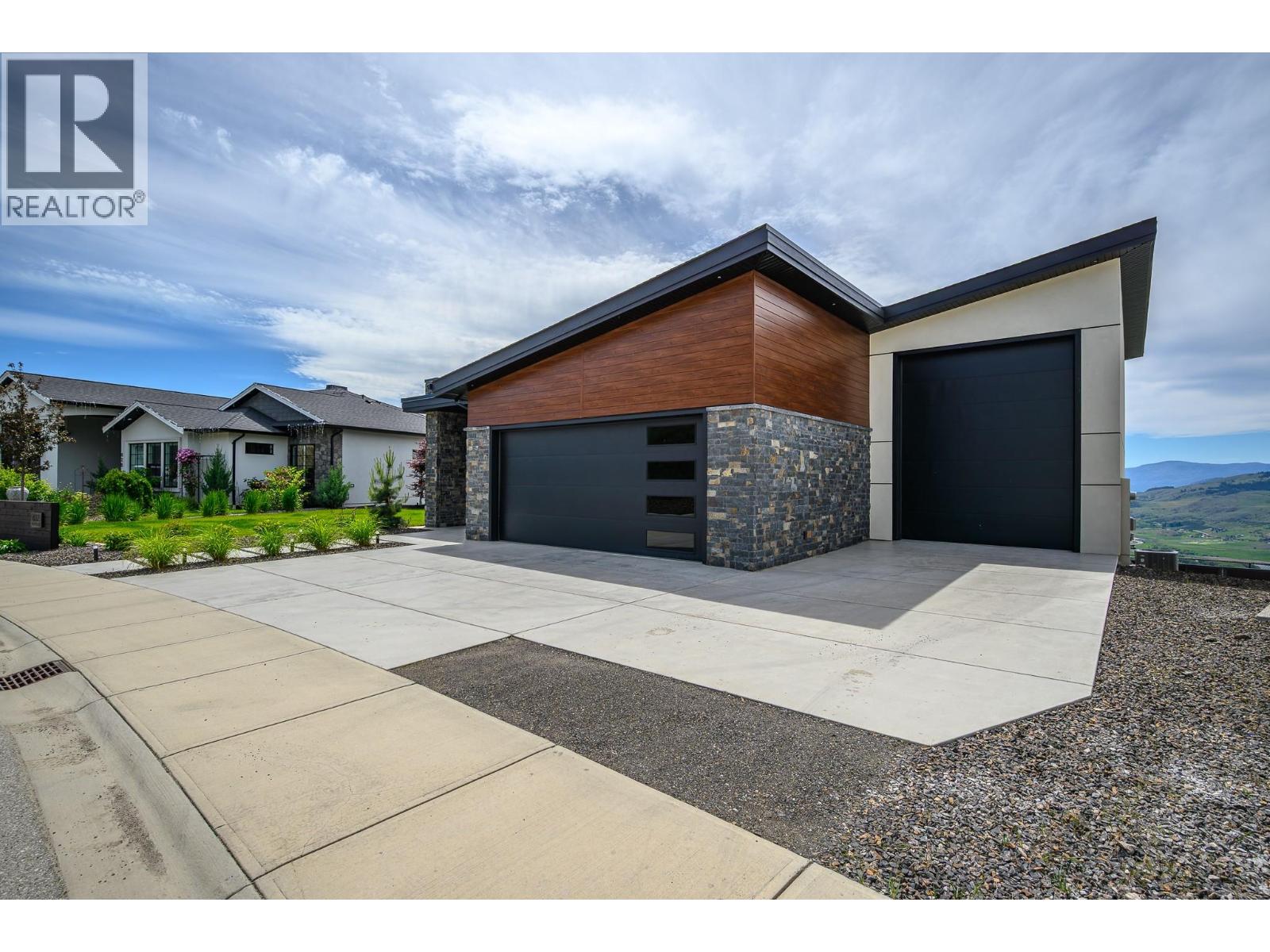 632 Hart Place, Vernon