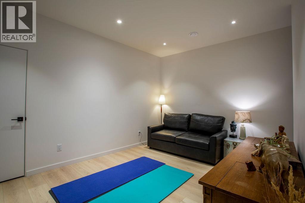 632 Hart Place, Vernon