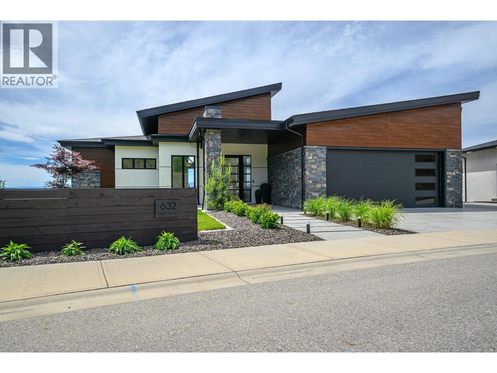  632 Hart Place, Vernon