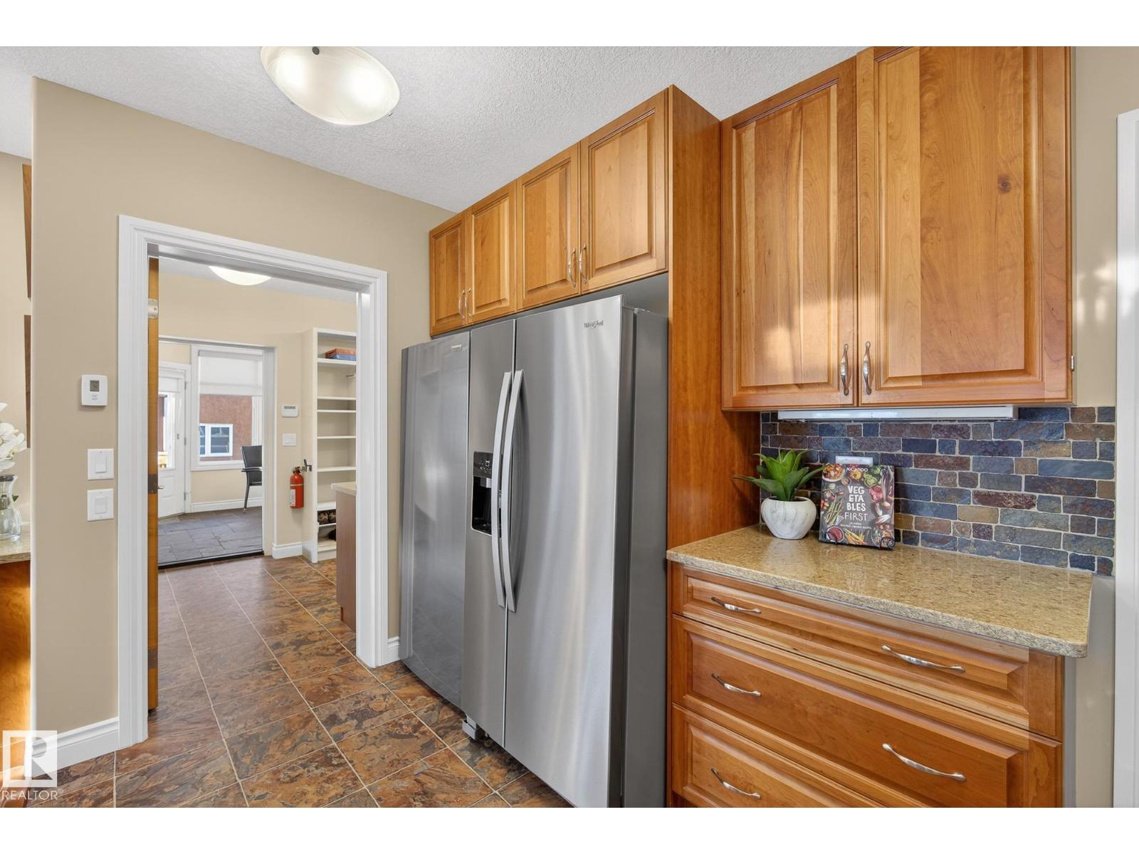 9302 93 ST NW, Edmonton