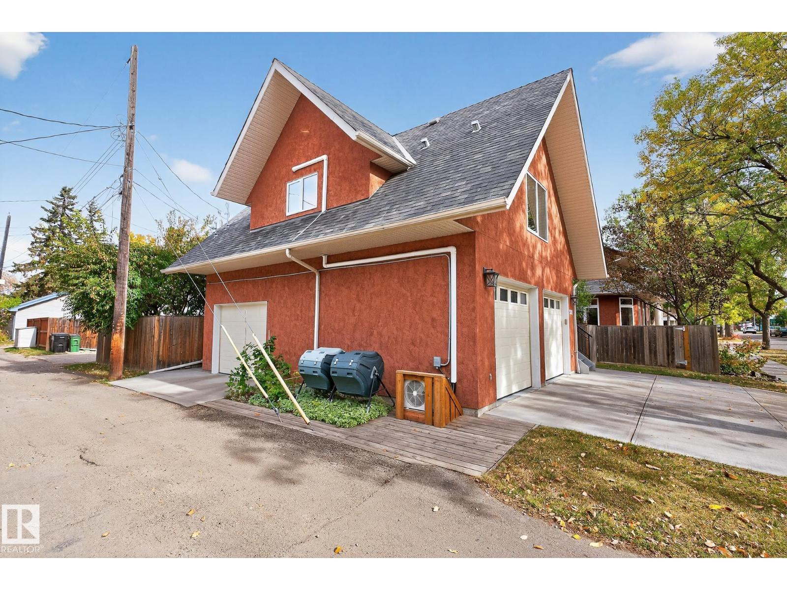 9302 93 ST NW, Edmonton