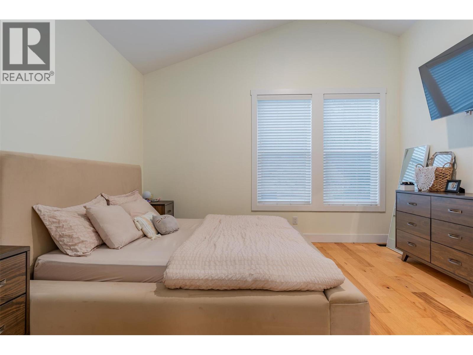 892 Waterloo Road, Castlegar