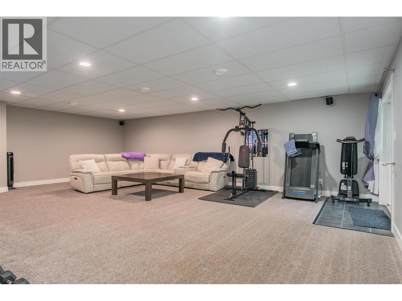 892 Waterloo Road, Castlegar