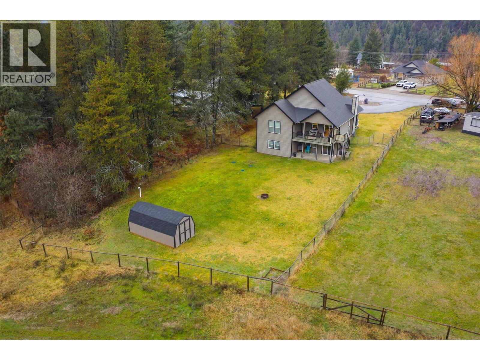 892 Waterloo Road, Castlegar