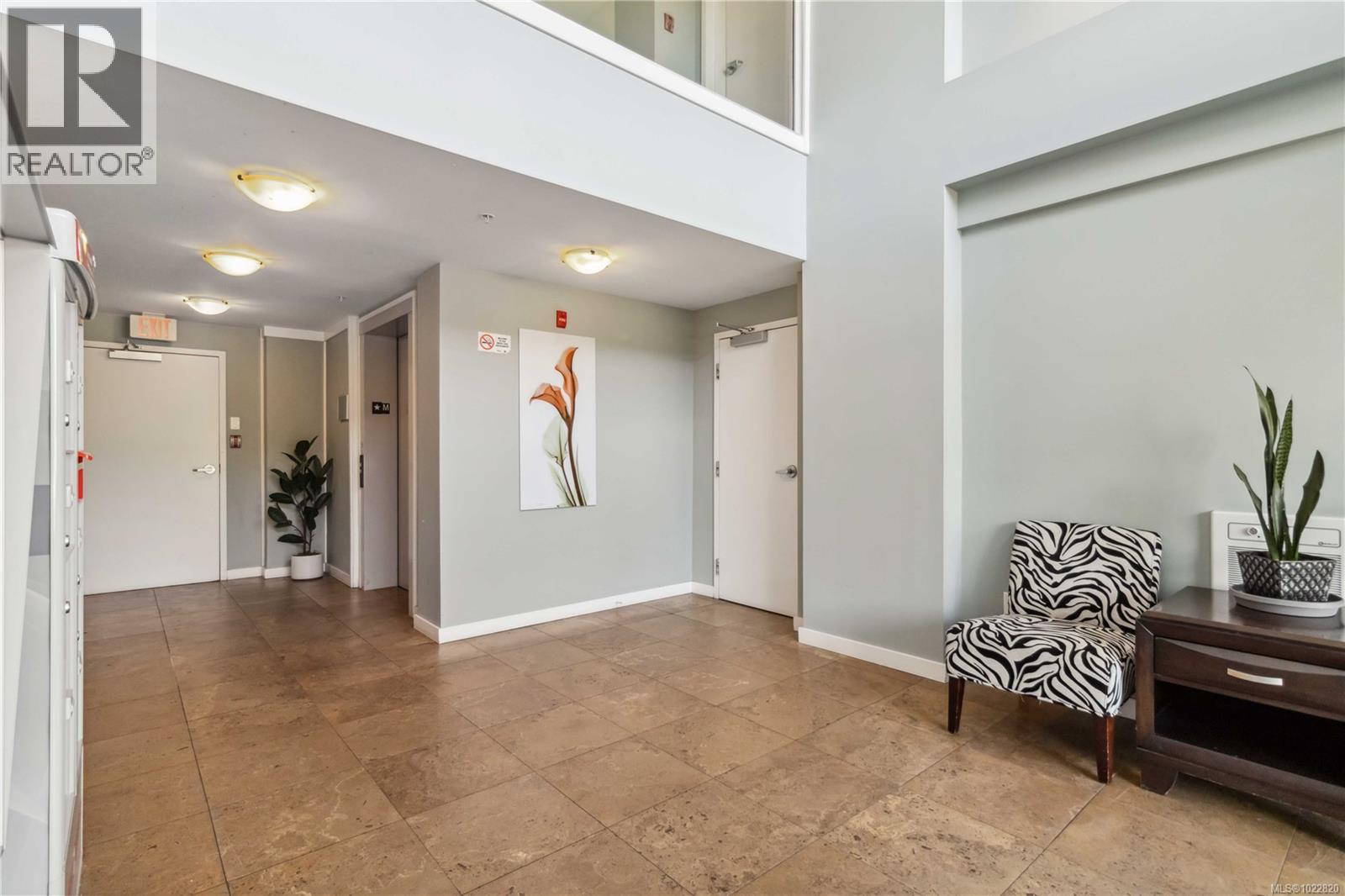 308 1405 Esquimalt Rd, Esquimalt