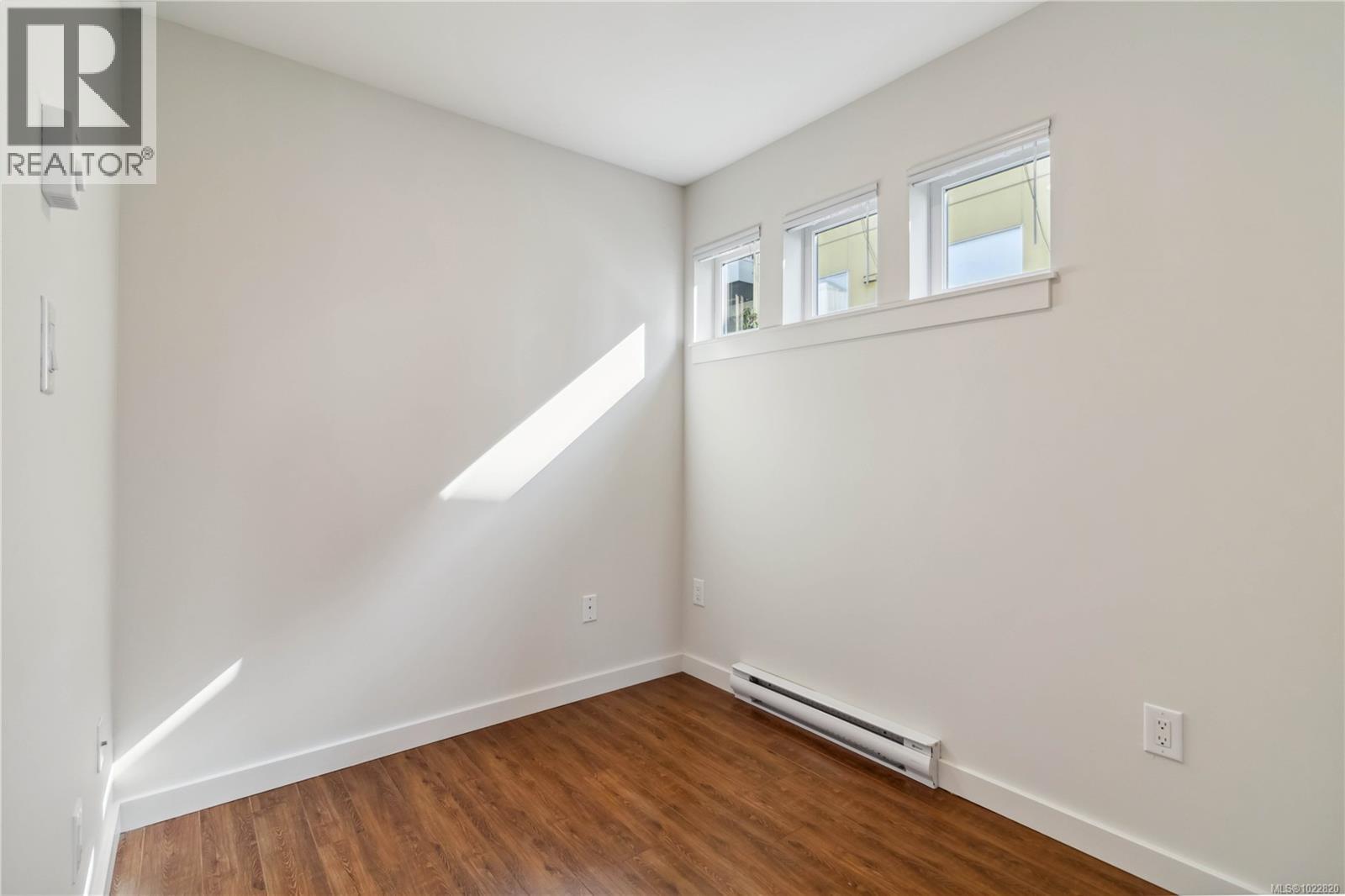 308 1405 Esquimalt Rd, Esquimalt