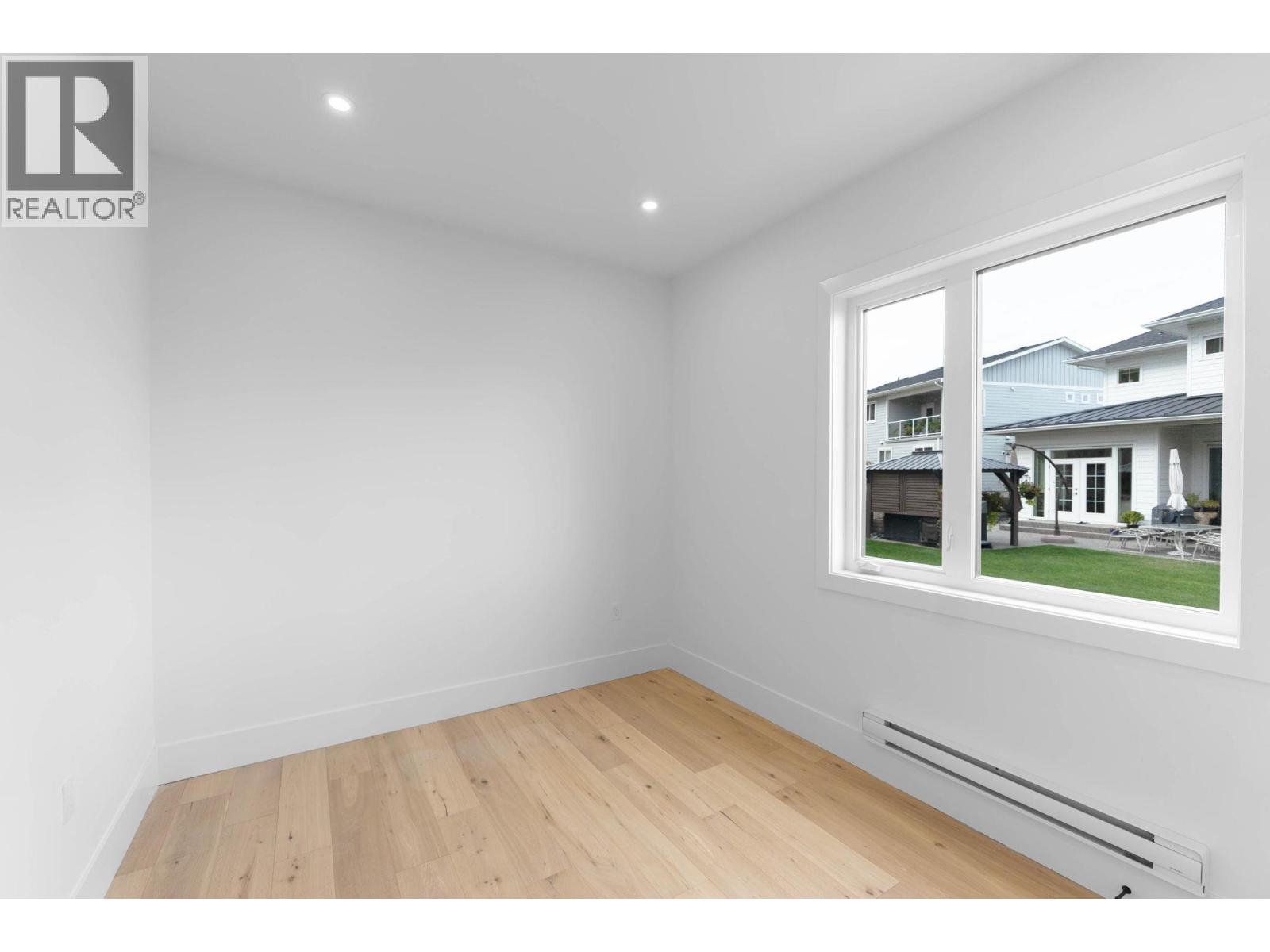  2095 Cortina Drive, Kelowna