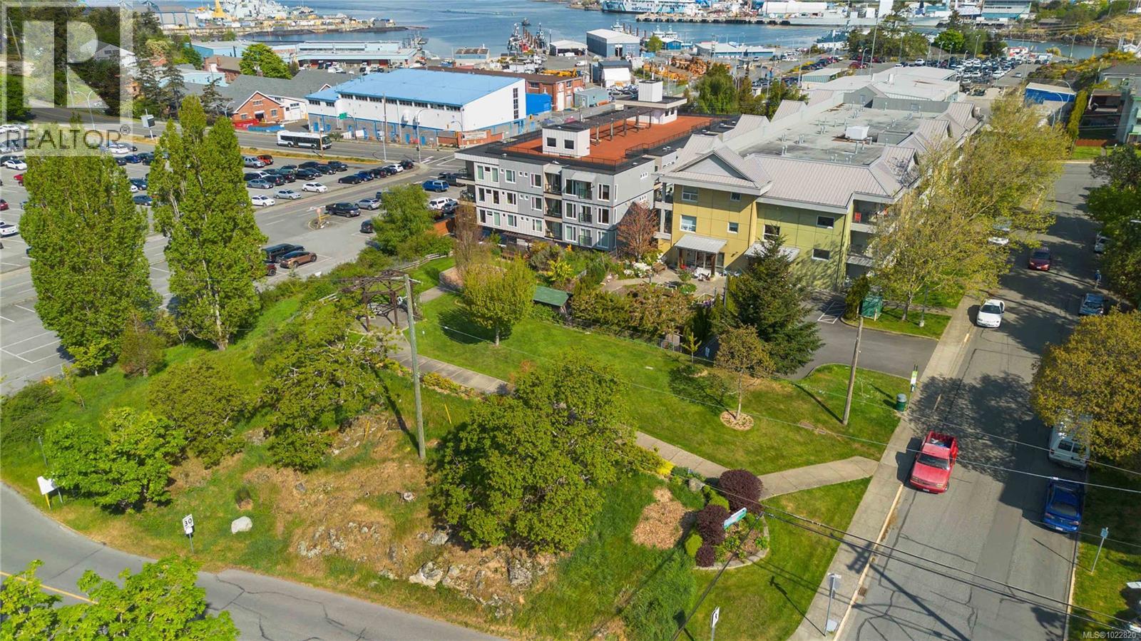 308 1405 Esquimalt Rd, Esquimalt