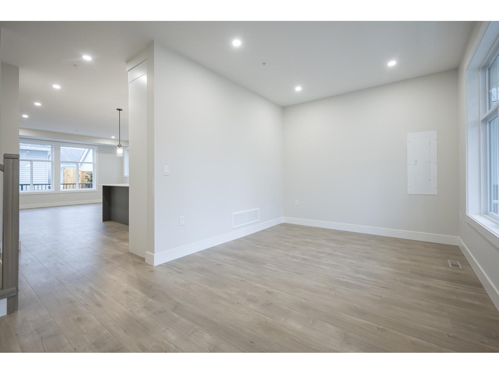 20516 76A AVENUE, Langley