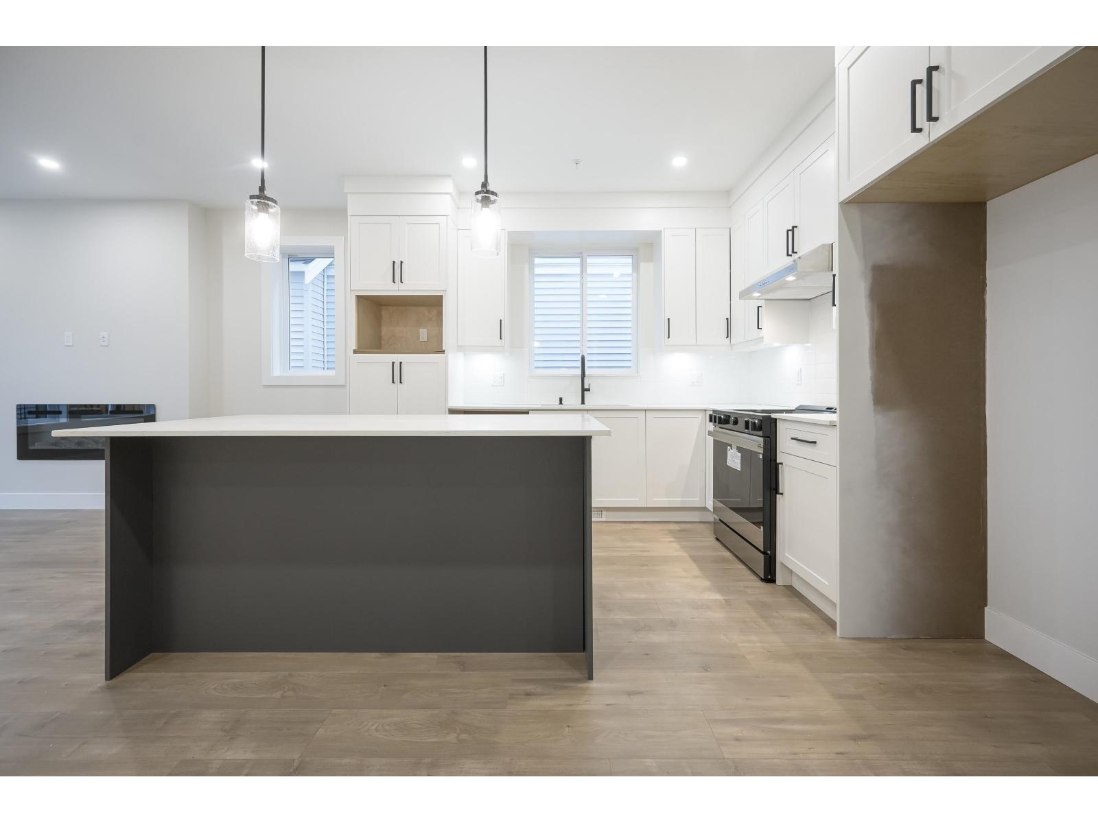 20516 76A AVENUE, Langley