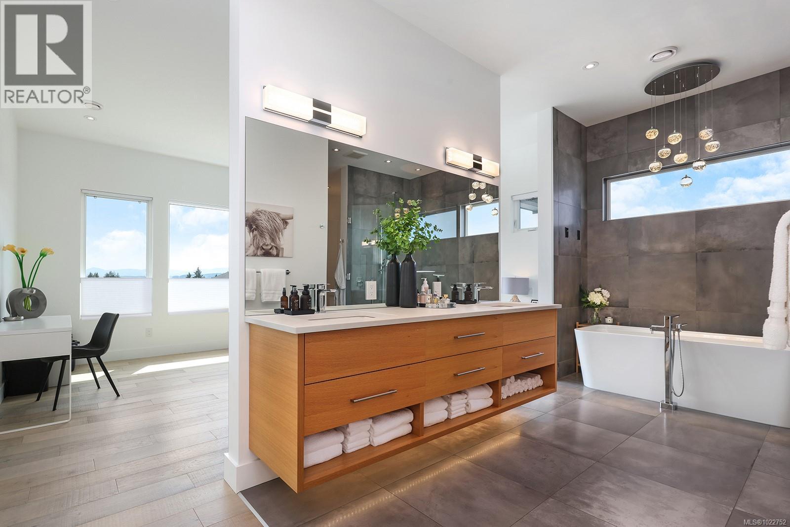 156 Golden Oaks Cres, Nanaimo