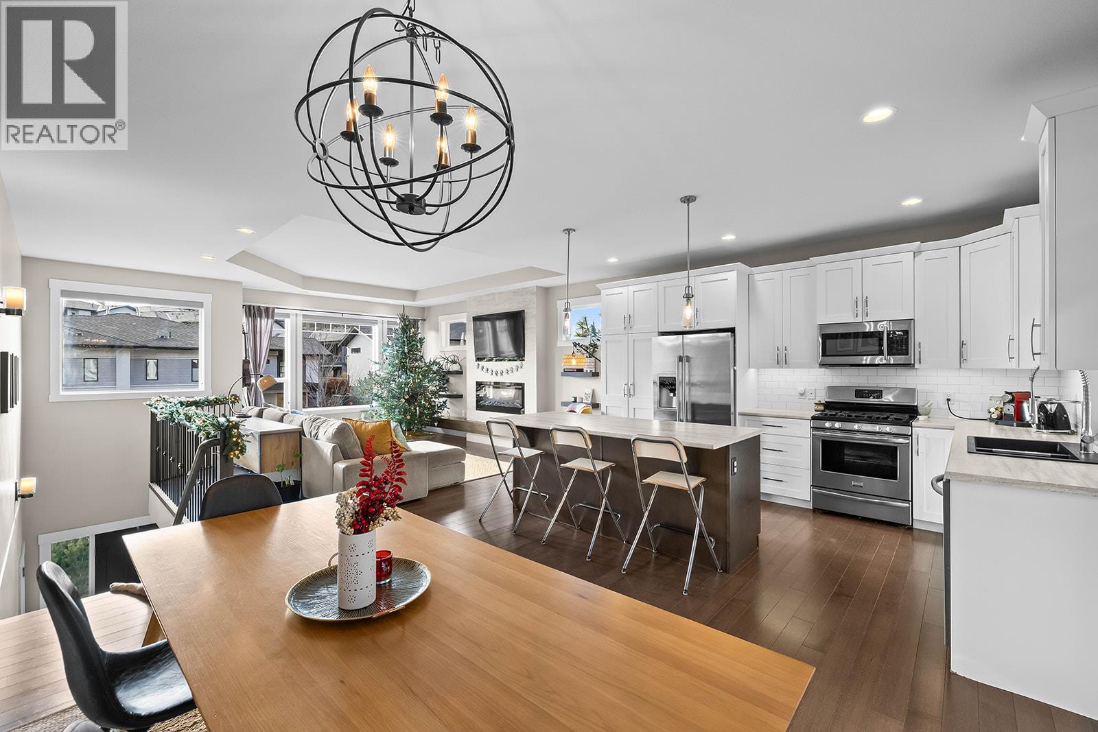  1330 Rocky Point Drive, Kelowna