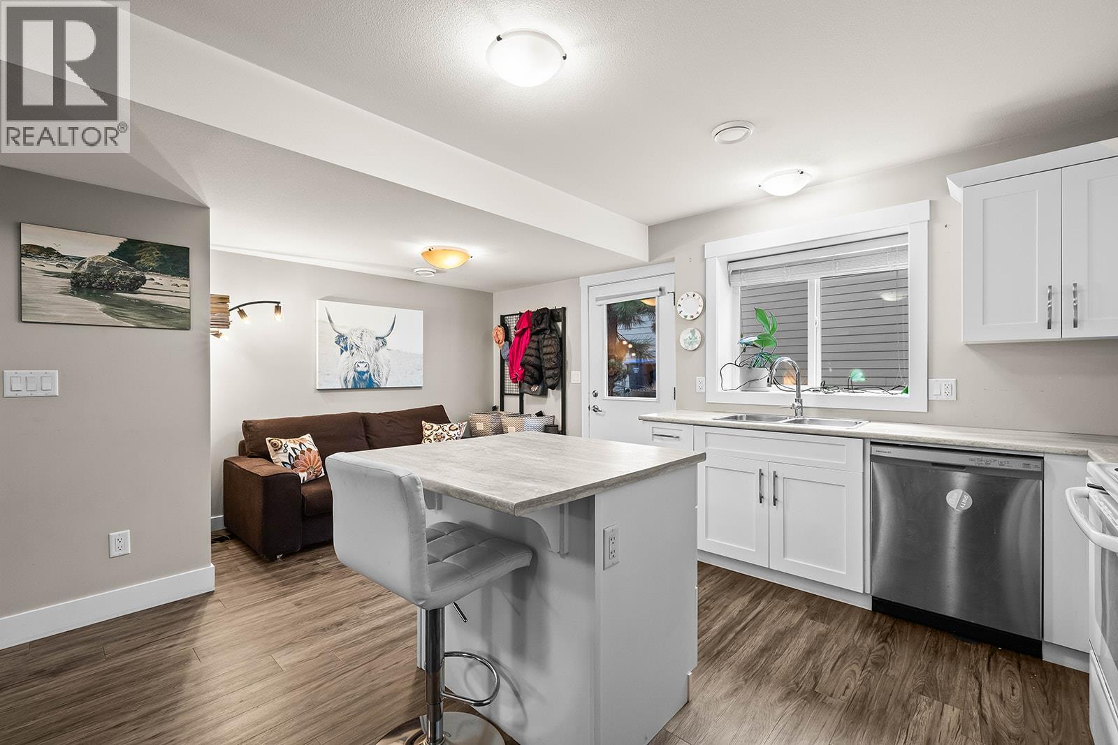  1330 Rocky Point Drive, Kelowna