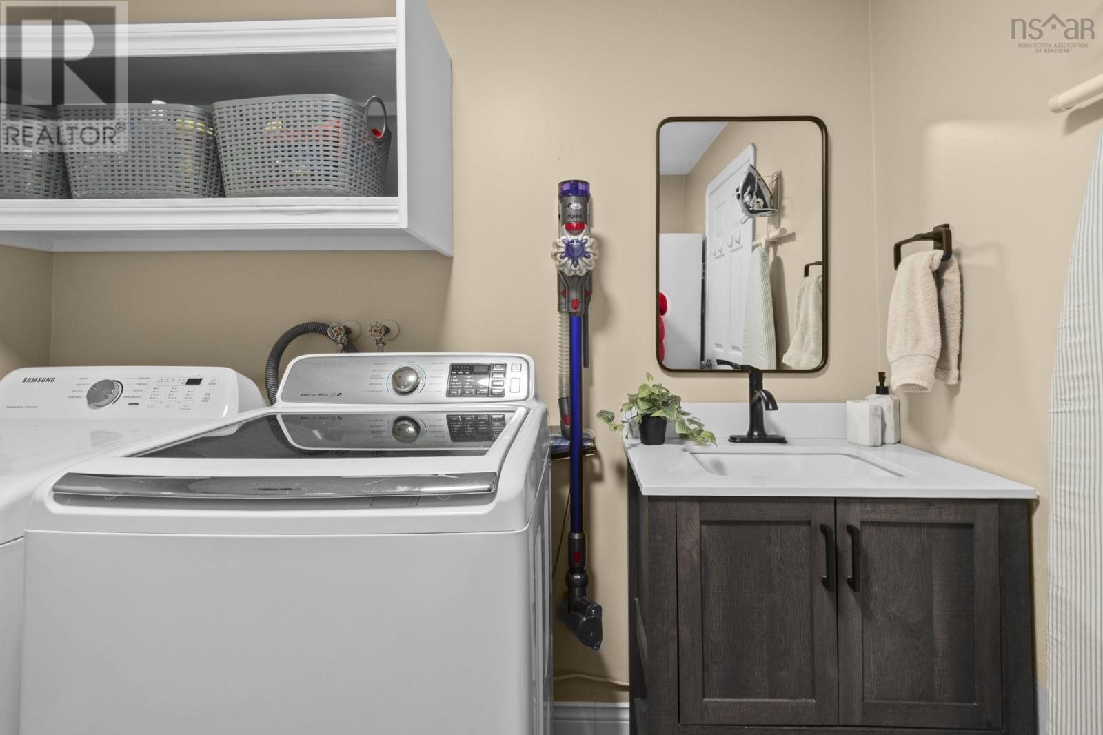 Property 30 of 49 of 41 Elmwood Drive