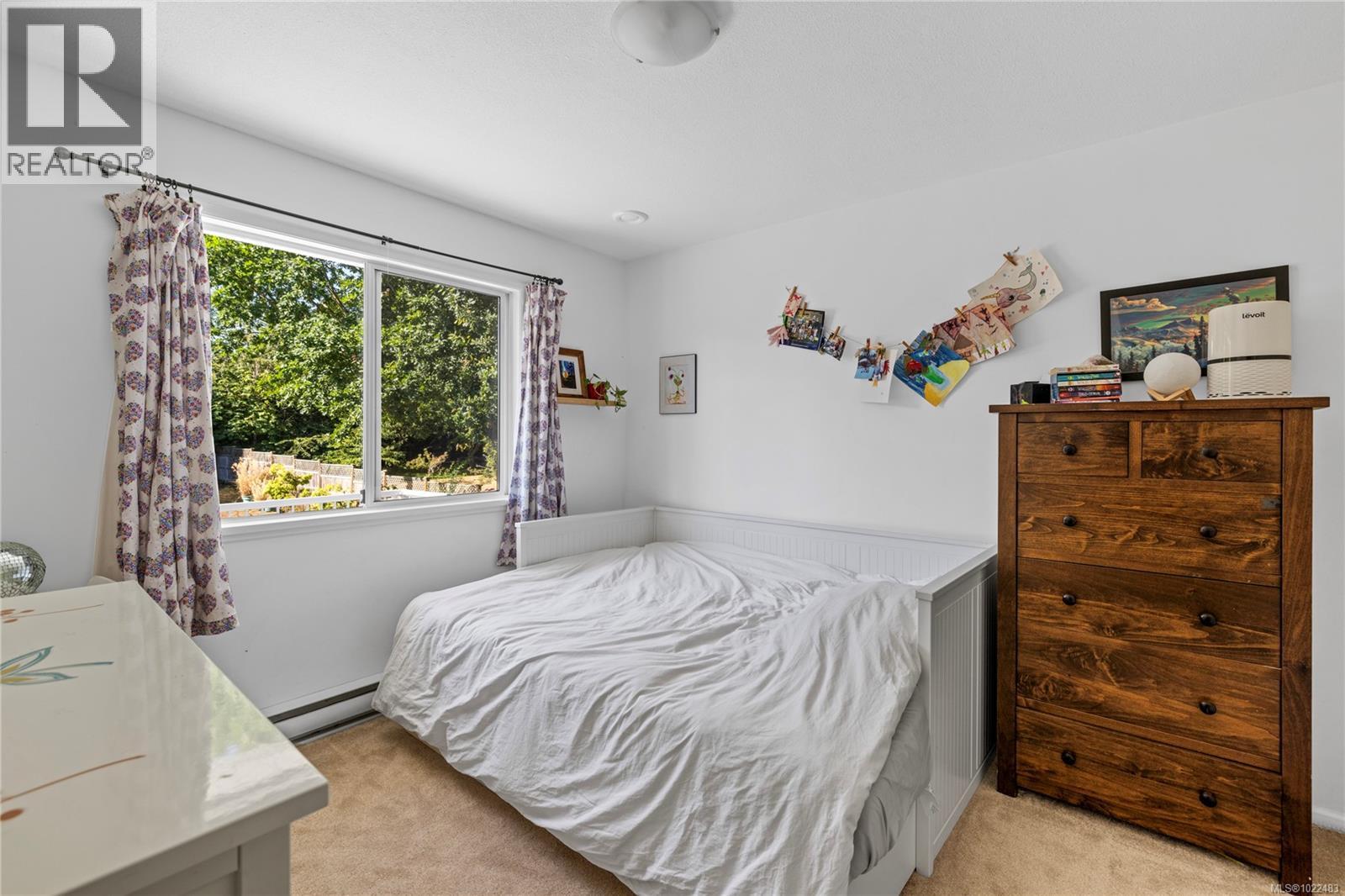 1184 Centre Rd, Qualicum Beach