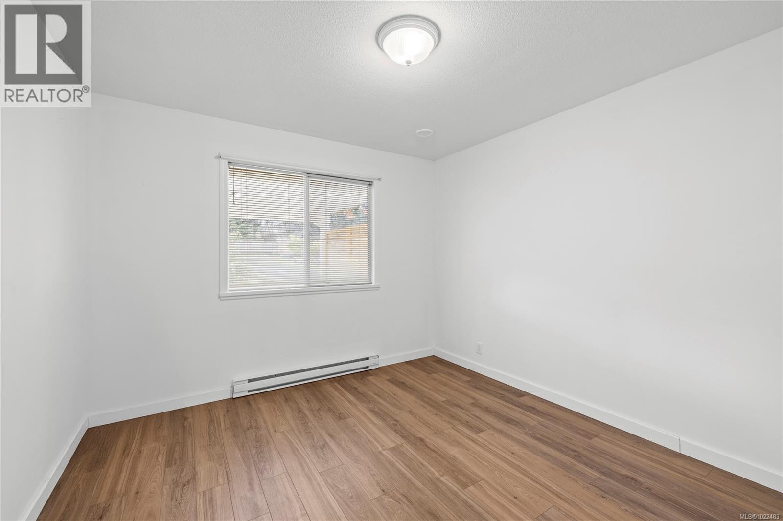 1184 Centre Rd, Qualicum Beach