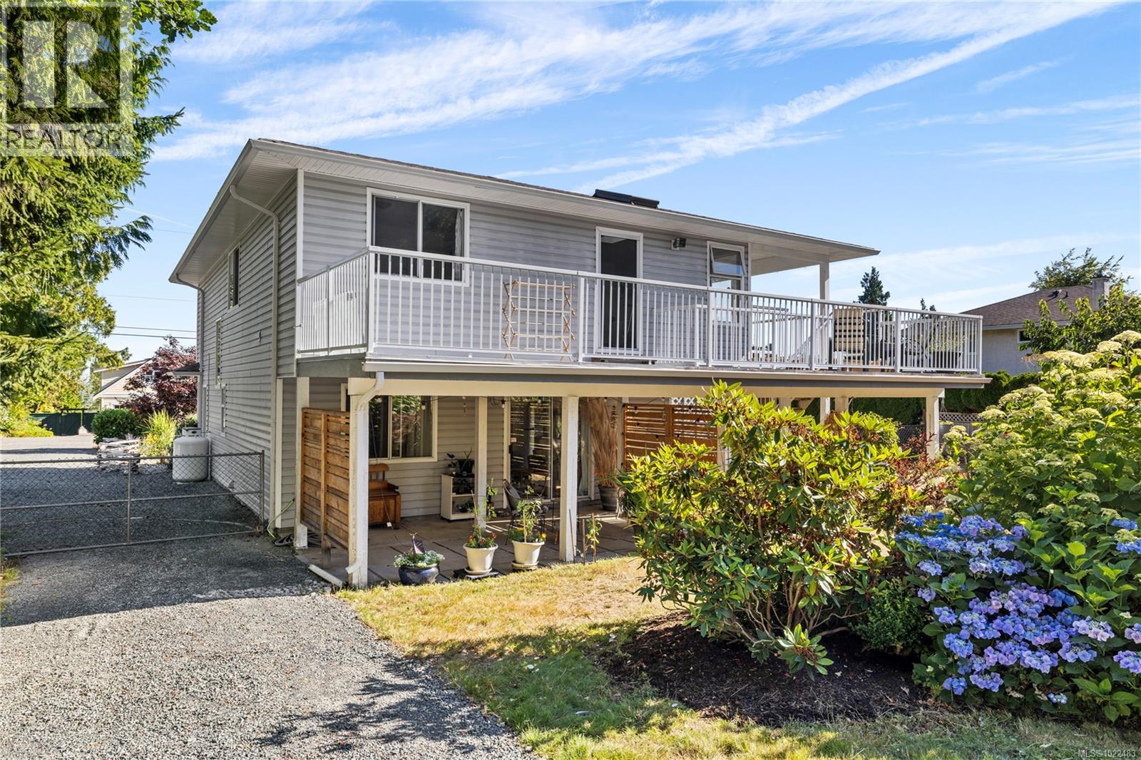 1184 Centre Rd, Qualicum Beach