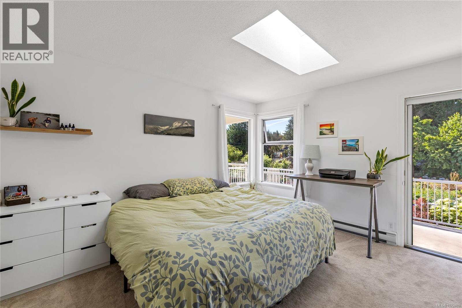 1184 Centre Rd, Qualicum Beach