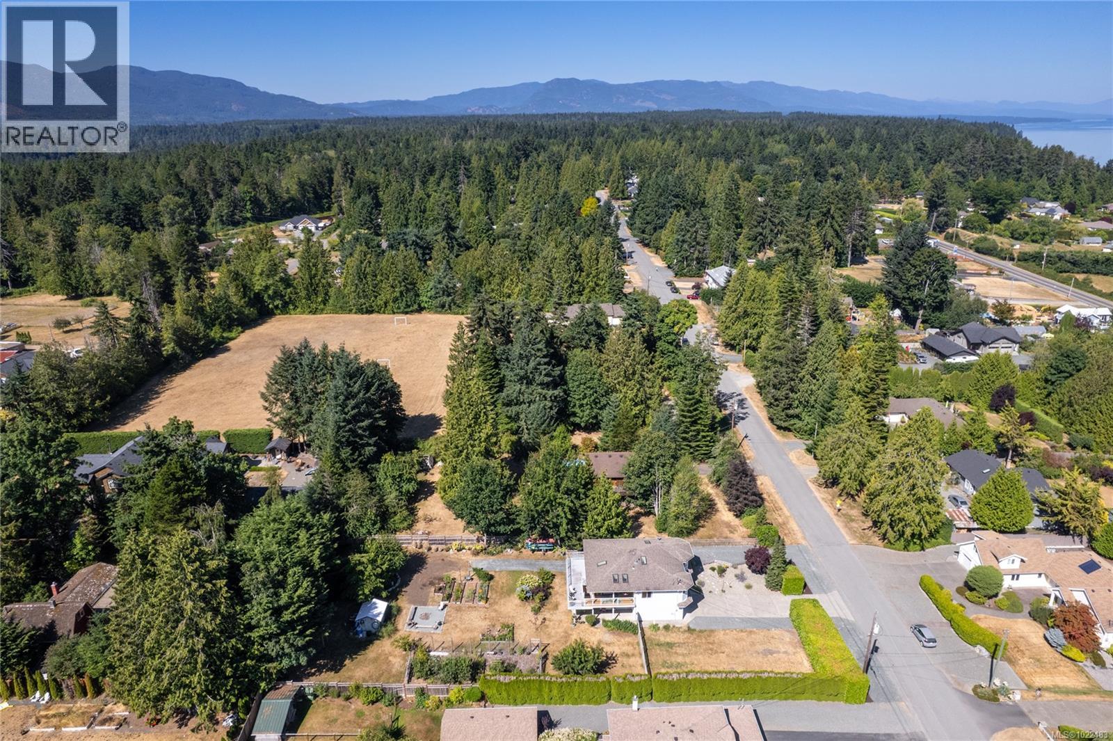 1184 Centre Rd, Qualicum Beach